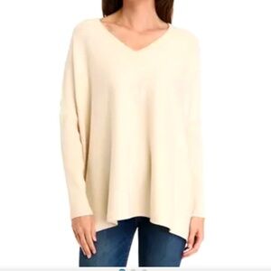 NEW Joseph A Woman’s V-Neck Sweater